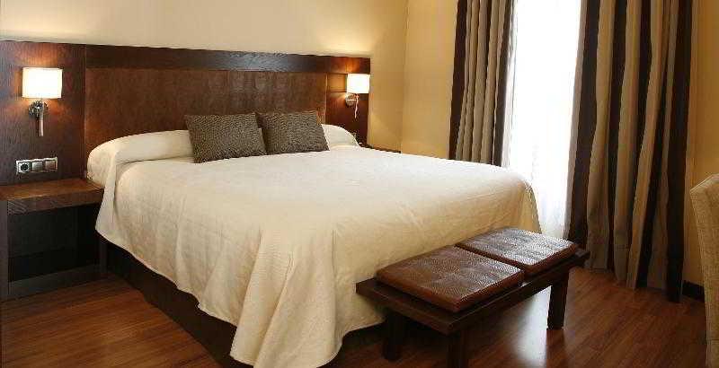 Hotel Villa De Aranda اراندا دي دويرو المظهر الخارجي الصورة